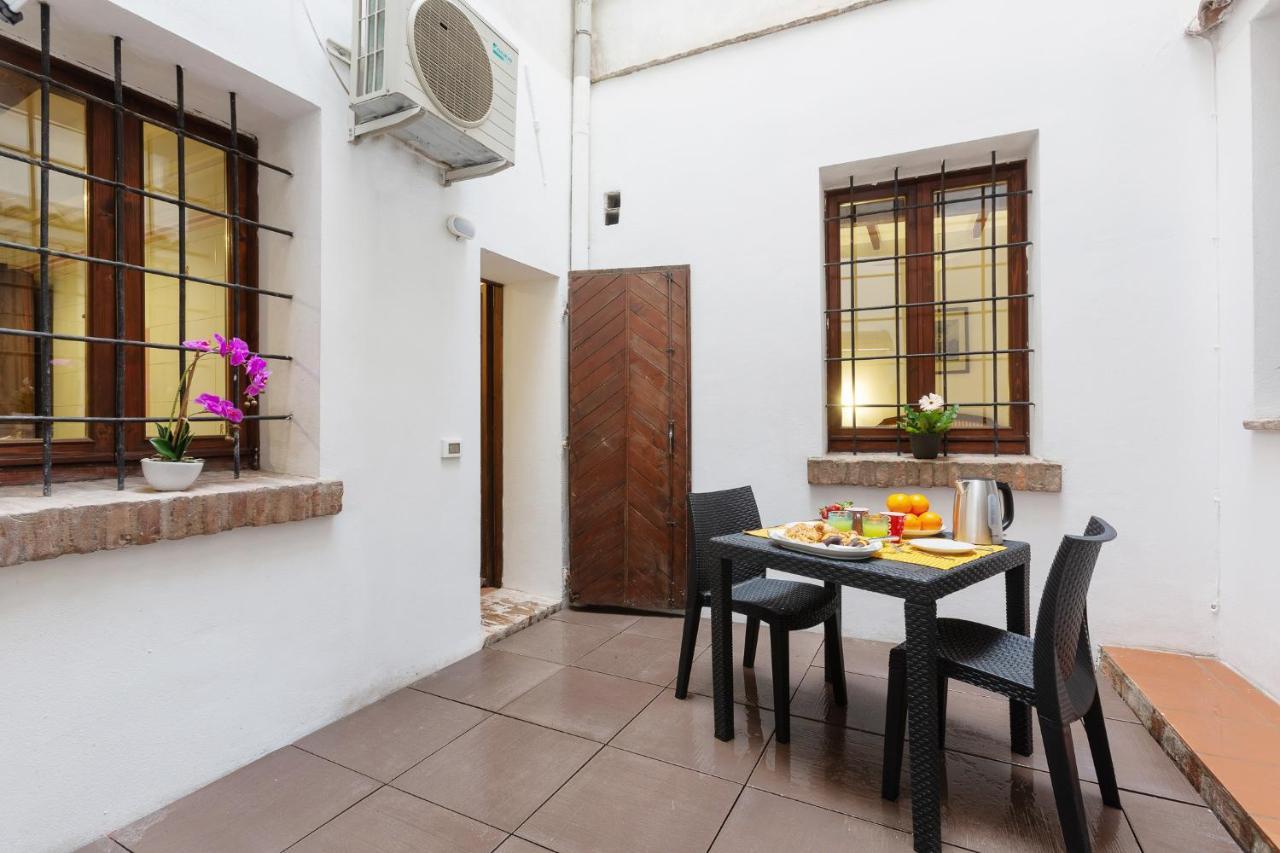 Center Ztl Lovely Apartment Ferrara Exterior foto